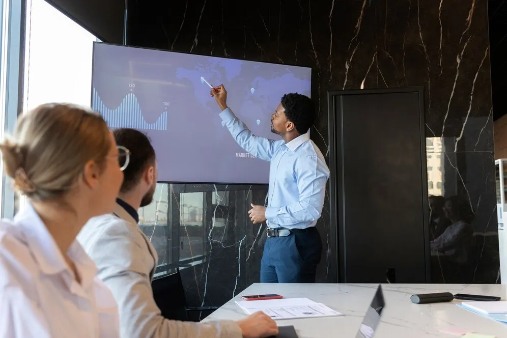 Interactive Smart Boards & Digital Signage
